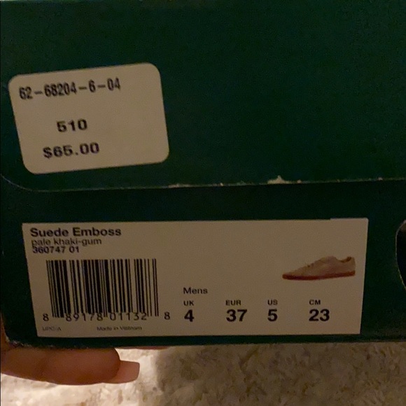 BRAND NEW!!! PUMAS - Picture 3 of 3